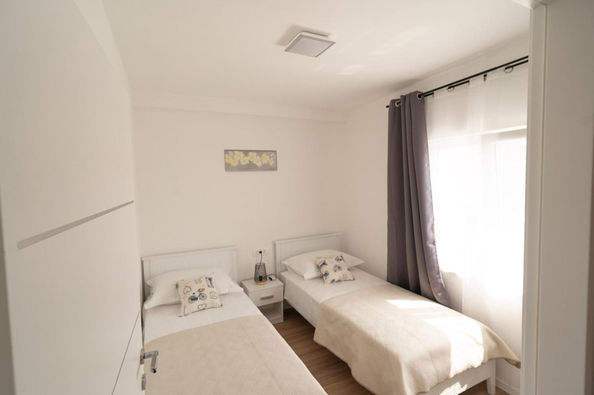 Pave&Ema Apartman Konjevrate Exterior foto